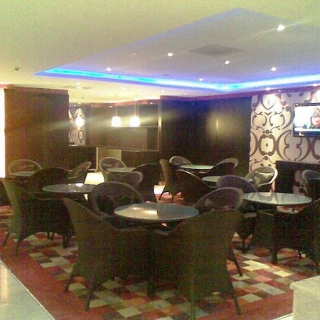 Crom Express Airport Hotel - Jeddah Djedda Buitenkant foto